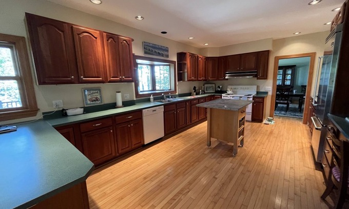 Deer Isle Casa | Ocean Bluff, Deer Isle - Private Beach!