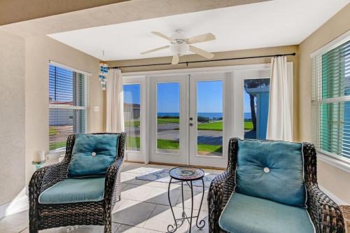 O'byrne Casa | Ocean Breeze Beach Bungalow