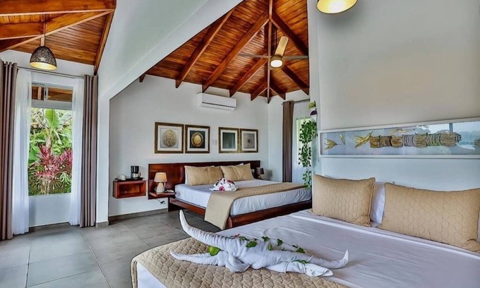 Ojochal Casa | Ocean Breeze · Ocean Breeze - Truly Paradise From Every Angle