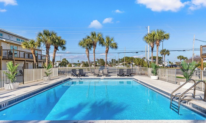 Bel Air Apartamento | Ocean Breeze 3C | 1 Bed, 1 Bath