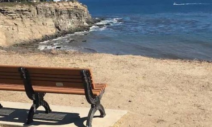 San Pedro Apartamento | Ocean breezes! [[ Point Fermin ]] 2/1 20 yards to Lighthouse Deli