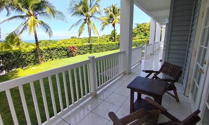 Playa Azul Casa | Ocean View 2 Bedroom Condo 5 Min Walk to the Beach