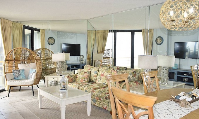 Briarcliffe Acres Condominio | Ocean Creek Tower North J4! Oceanview 3 Bedroom/ 3 Bath. Tons of Amenities!
