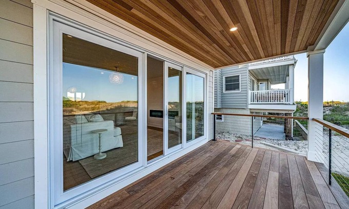 Gold Coast Condominio | Ocean Dunes - exclusive ocean front setting with direct access to beach