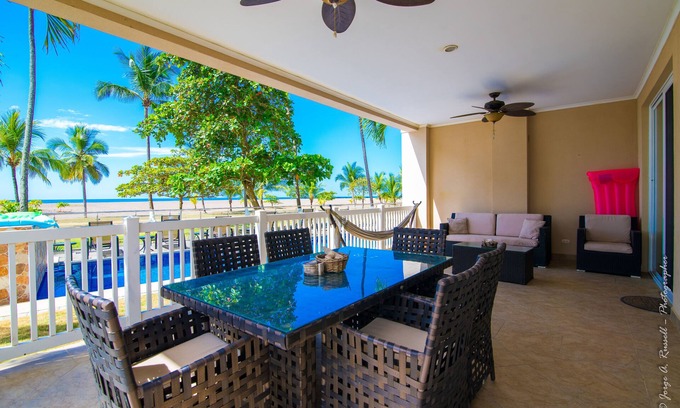 Barrio Los Villalobos Condominio | Ocean front and just steps from the pools and ocean!