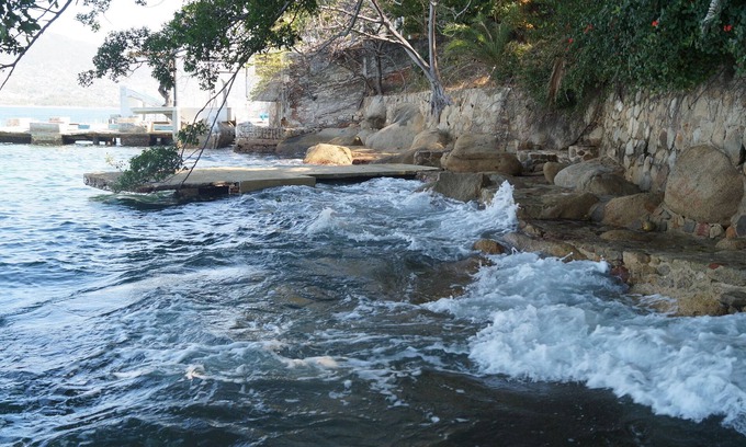 Caleta Casa | Casa frente al mar en Acapulco tradicional, vista increíble en un lugar tranquilo.