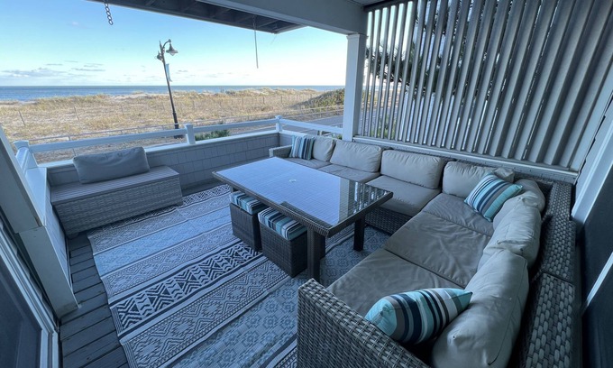 Sea Isle City Casa | Ocean Front luxury Condo, Center of Town - sleeps 11, parking for 3 cars
