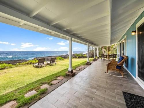 Keaau Casa | Ocean Front Paradise with Hot Tub in Hawaii