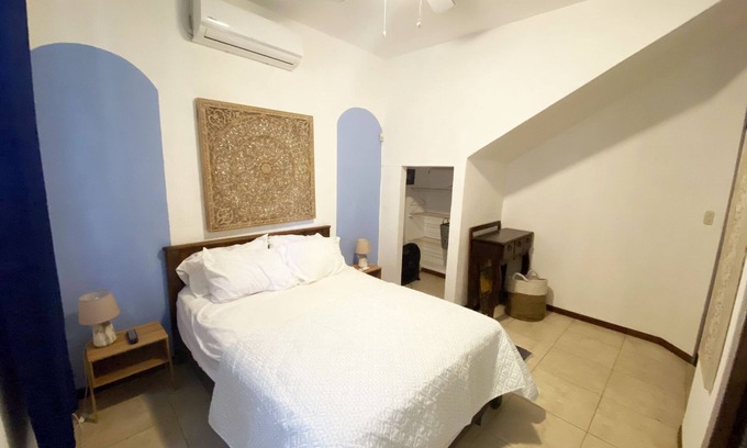 Cerro Plano Casa | Ocean front private house with pool