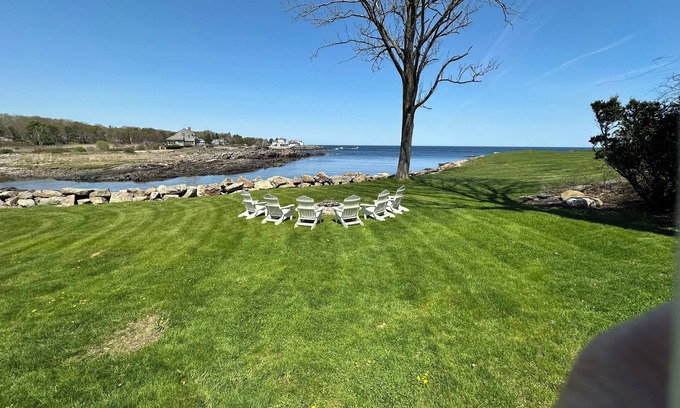 Cape Neddick Casa | Ocean front, quiet remote area minutes from Downtown York and Ogunquit