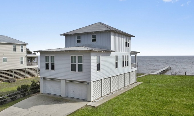 Ocean Springs Casa | Ocean Front Serene & Rejuvenating Home on the Gulf