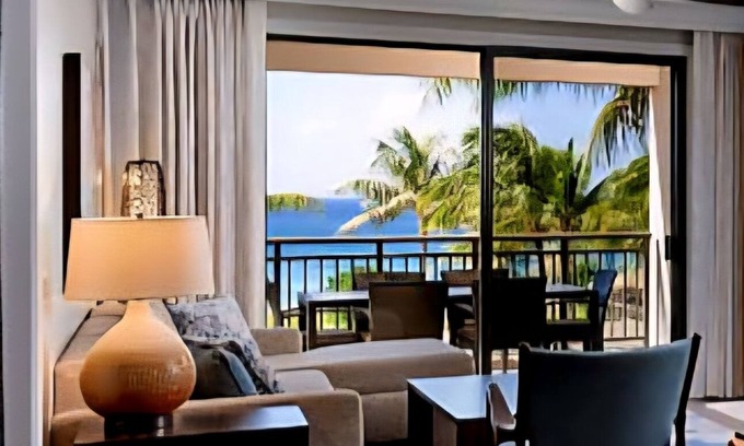 Kaanapali Apartamento | Ocean front spacious 3-bedroom villa at the Westin Nanea.
