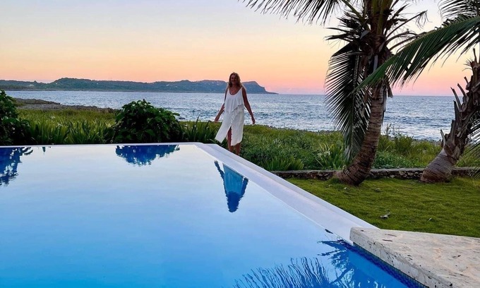 Samana Casa | Oceanfront Paradise, Un sueño de vacaciones por menos de un hotel.