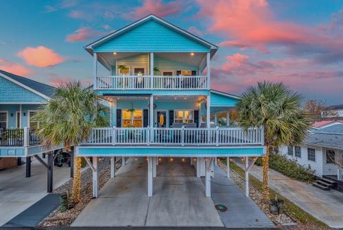 Myrtle Beach Casa | Ocean Lakes 5bd with arcade game table and waterpark