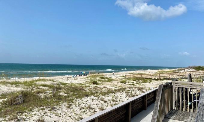 East End Casa | Ocean Mile F-4, St. George Island, Community Pool, 2 BR