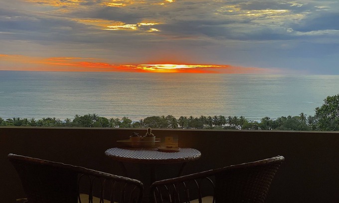 Dominicalito Casa | Ocean Pearl Luxury Retreat where ocean meets nature in perfect harmony