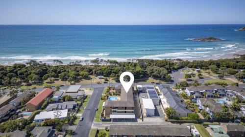 Coffs Harbour Casa | Ocean Parade 20 - Ocean Parade 20 - Resort access, BBQ, Surf Beach
