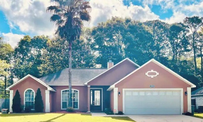 Ocean Springs Casa | Ocean Springs Getaway Vacation Home
