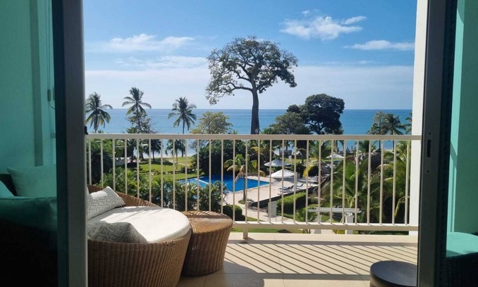 Rio Hato Condominio | This condominium is a 3 bedroom(s), 3.5 bathrooms, located in Bijao, Cocle.