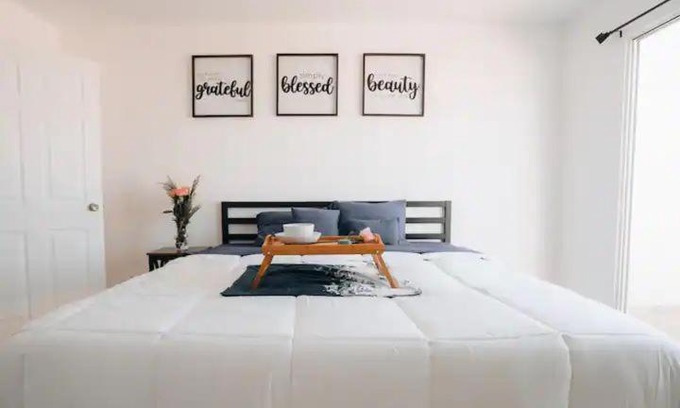 Laderas del Mar Apartamento | Ocean View 4-Level Luxury Townhome
