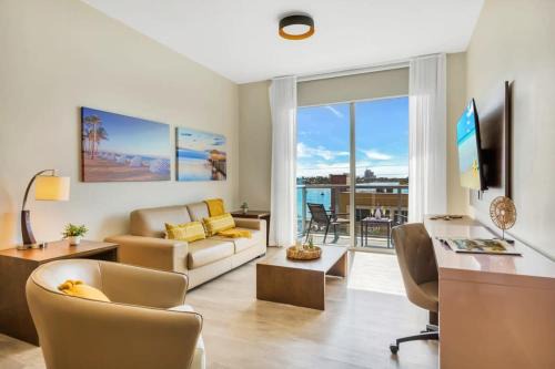 Hollywood Lakes Apartamento | Ocean View - Balcony - Hollywood Beach Broad-walk