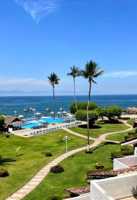 Marina Vallarta Apartamento | Ocean View,Beach Front Condo