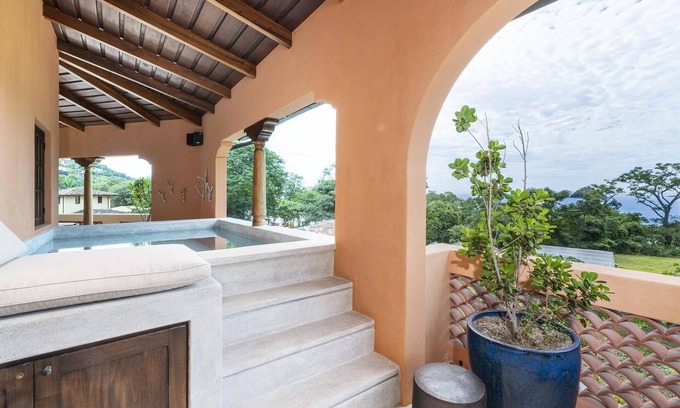 Las Catalinas Condominio | Ocean-view condo with private balcony pool