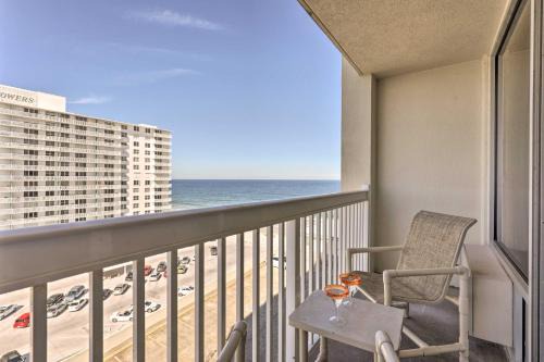 Ortona Park Apartamento | Ocean-View Daytona Beach Resort Retreat with Balcony