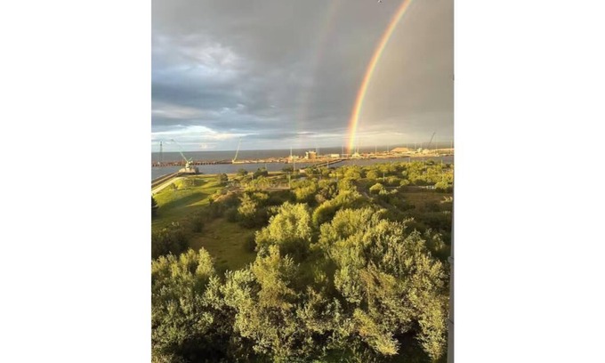 Newhaven Condominio | Ocean view flat with cozy vibes