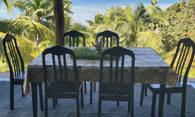 Wayasewa Island Casa | Estilo fijian de bajo presupuesto en el paraíso