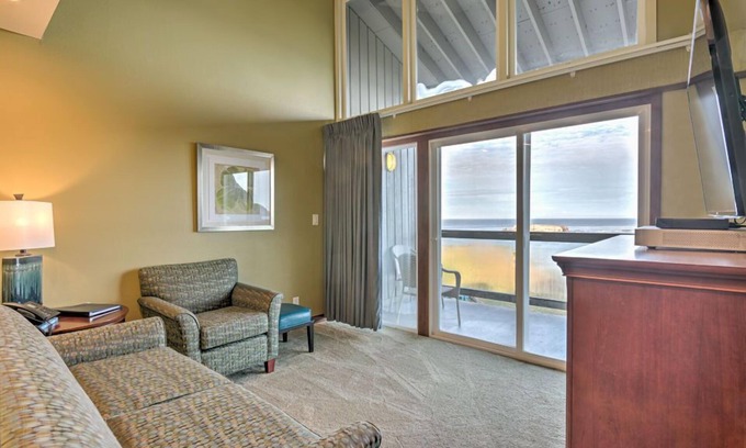 Otter Rock Apartamento | Ocean-View Mini Suite with Queen Bed