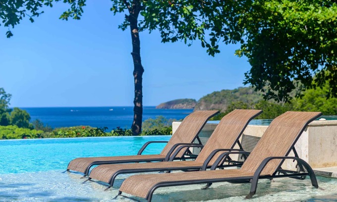 Coco Villa | * 2 masajes GRATIS * - ¡Camina a la playa, desayuno y vista al mar!