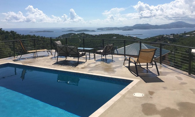 Estate Glucksberg and Grunwald Villa | ¡La única PISCINA DE TECHO en St John! Vistas al mar! Construcción a estrenar !!!