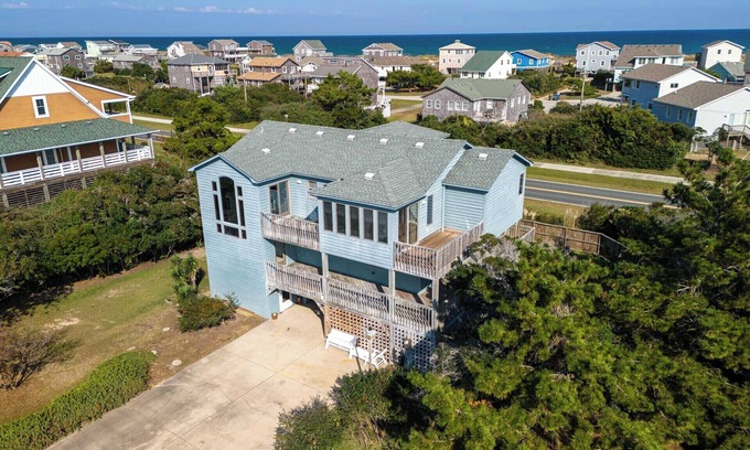 South Nags Head Cabaña | OCEAN VIEWS-DOG FRIENDLY- PRIVATE POOL - HOT TUB - 2 MINUTE WALK TO BEACH