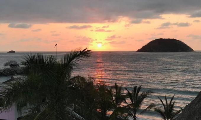 La Peñita de Jaltemba Apartamento | Apartamento moderno de 2 dormitorios con piscina y vistas al mar