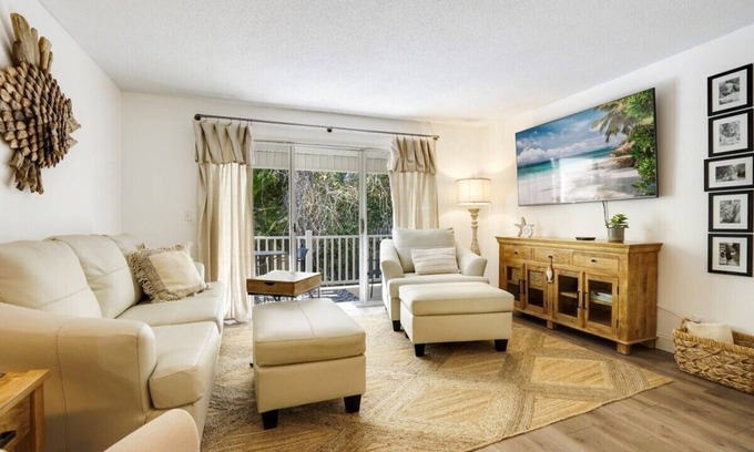 Demere Park Condominio | Ocean Walk T12 in St Simons Island