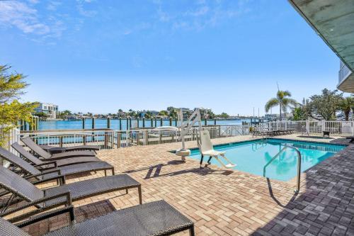 Treasure Island Casa | Oceana 204 East