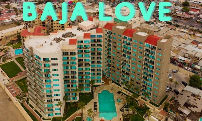 Centro Playas Condominio | Oceana Casa Del Mar Modern Condo on Beach, Pool