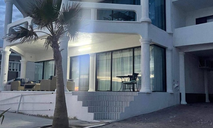 Puerto Peñasco Casa | 11 hab. 4 son Casita Apartments. 5 cocinas. Se alquila como un dormitorio de 5 o hasta 11