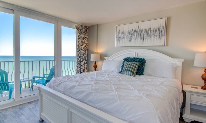 Myrtle Beach Complejo | Impresionante condominio frente al mar de 3 dormitorios + privilegios de alquiler oficiales en el lugar