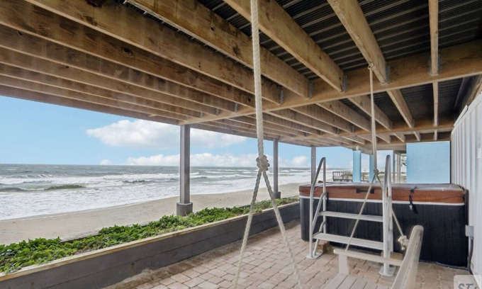 South Ponte Vedra Beach Casa | Oceanfront 5-bedroom house in serene Ponte Vedra Beach