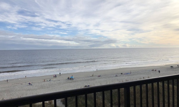 Briarcliffe Acres Condominio | Oceanfront Barefoot Retreat