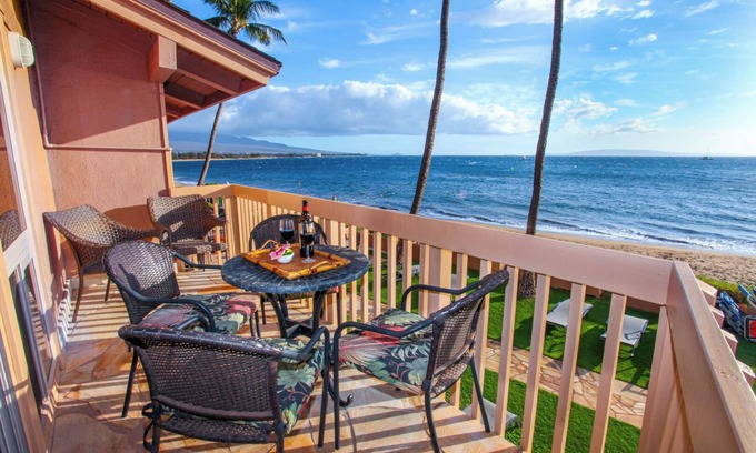 Kihei Condominio | ¡Kihei Sands Beachfront Condo B9 en la hermosa Sugar Beach de Maui!