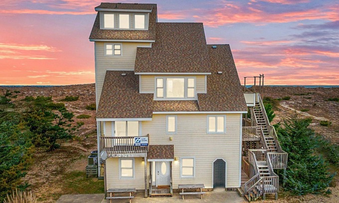Waves Casa | Oceanfront Dog Friendly w/ Private Pool, Hot Tub, Game Room, Cargo Lift, Tennis