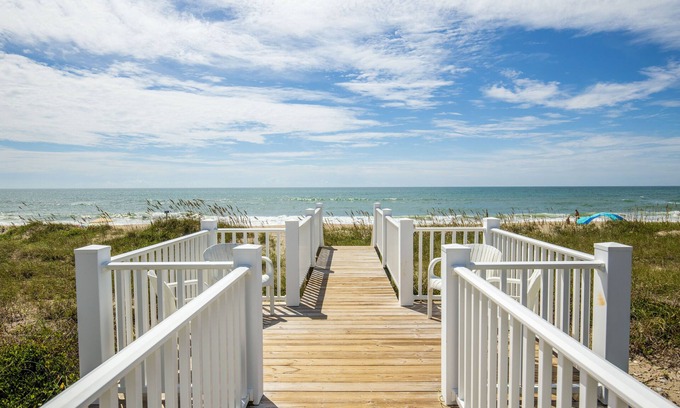 Emerald Isle Casa | Oceanfront duplex with beautiful sunset views
