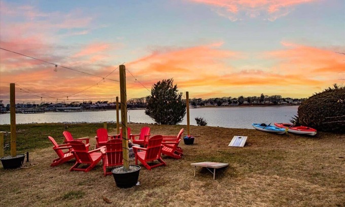 Buzzards Bay Casa | Oceanfront | Firepit | Gameroom | Pets | King Bed