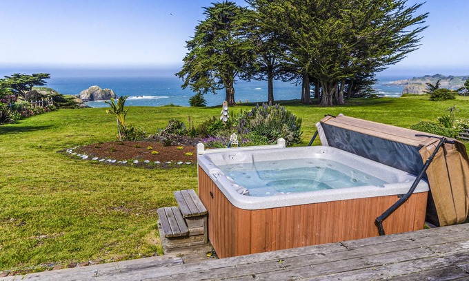 Elk Casa | casa frente al mar w / bañera de hidromasaje privada, vistas al mar y entretenimiento!