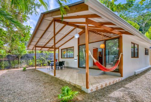 Cocles Casa | Oceanfront House with AC, Fast WiFi at Cocles Beachbreak