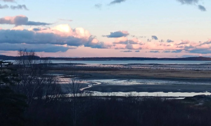 Lubec Casa | OCEANFRONT LOT ON 13 ACRES, 5-bedroom house with WiFi near Lubec lighthouse