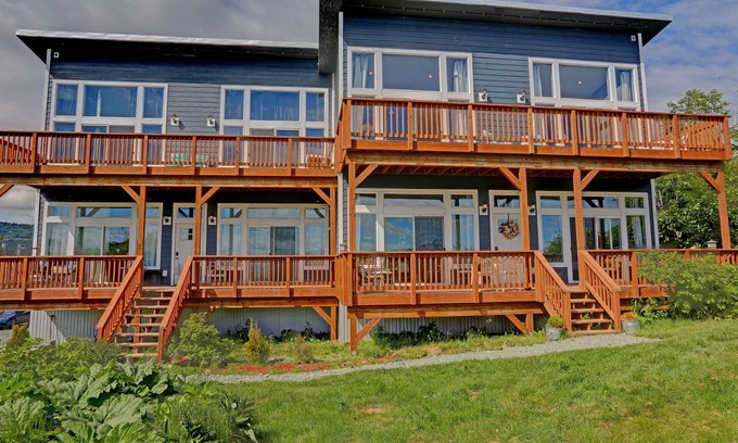 Homer Apartamento | Apartamento de lujo frente al mar con vistas a la bahía de Kachemak y Homer Spit!